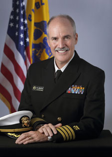 Headshot of Dr Peter Kilmarx in Public Health Service uniform