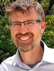 Headshot of Dr. Andrew Dykens