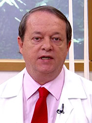 Headshot of Dr. Fabio C. Mesquita