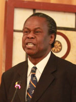 Headshot of Dr Francis G Omaswa