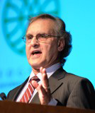 Stephen Lewis speaking to the audience at Masur Auditorium