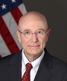 Headshot of Dr. Steven Schiff
